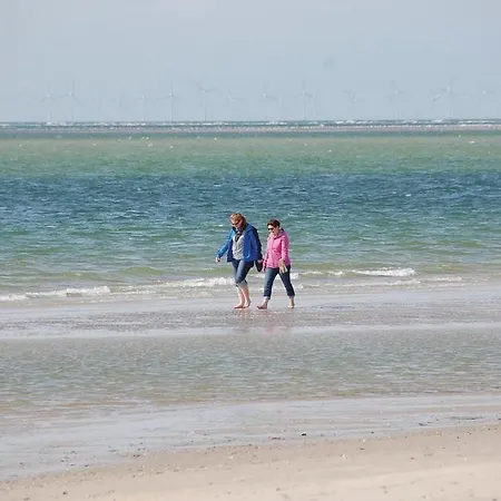 Three-bedroom Holiday In Semesterbostad Blåvand