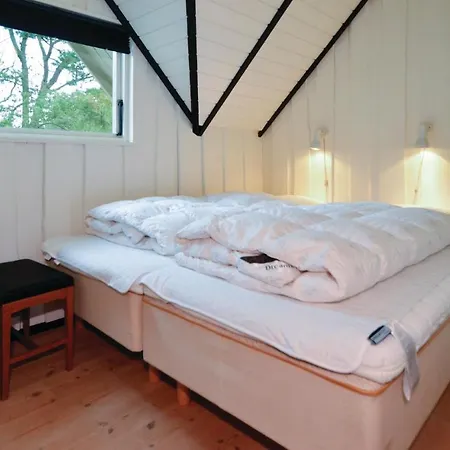Three-bedroom Holiday In
