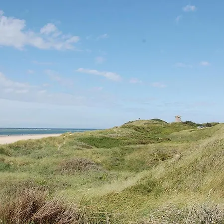 Semesterbostad Three-bedroom Holiday In