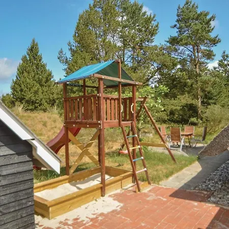 Three-bedroom Holiday In *