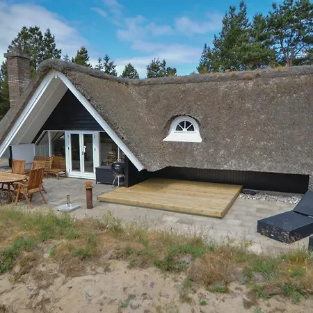 Three-bedroom Holiday In Semesterbostad Blåvand