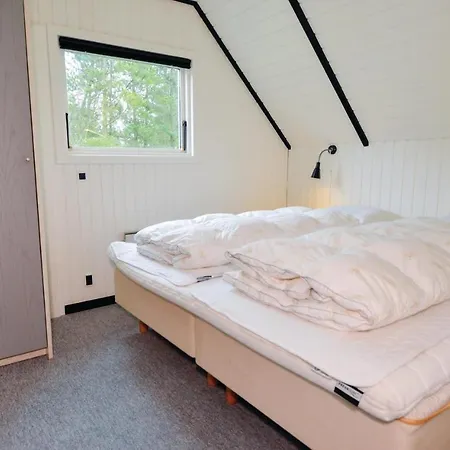 Three-bedroom Holiday In *